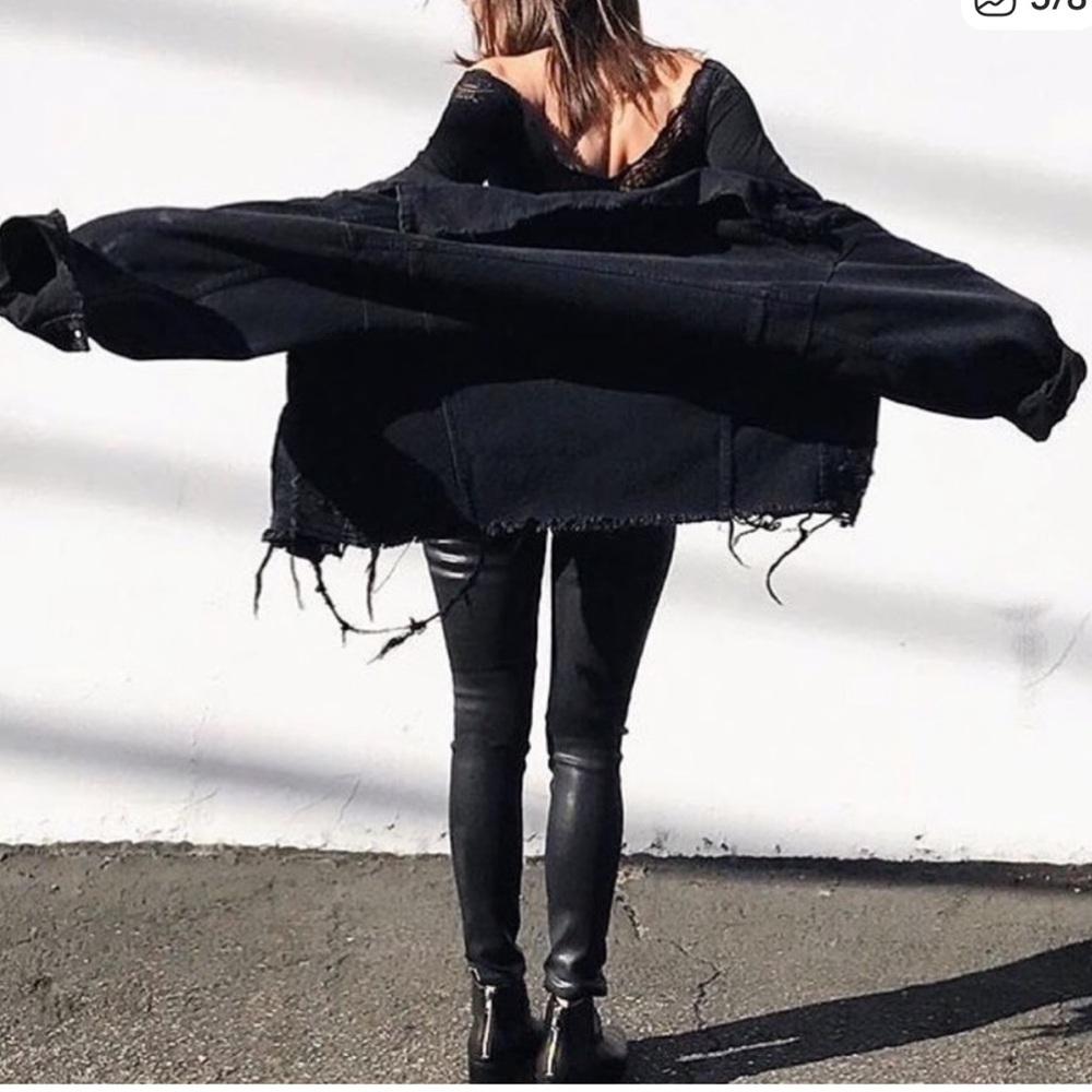 ▪️LF Carmar Oversized Distressed Denim Jacket, S